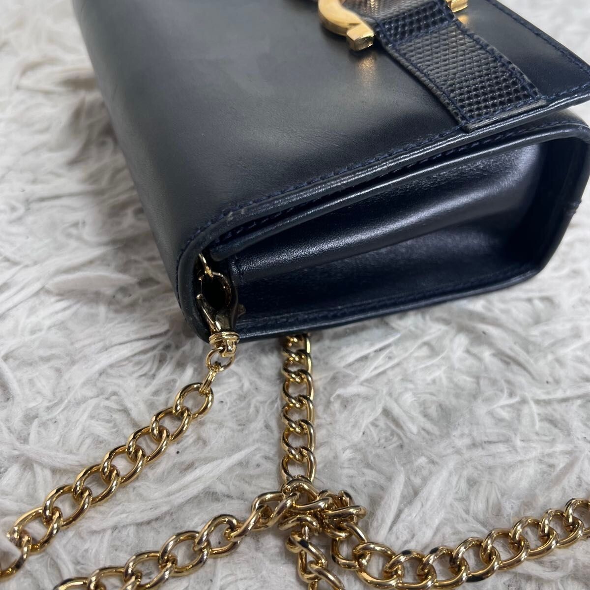 Salvatore Ferragamo Gancini Mini Shoulder Bag Black Leather Gold Italy 115cm