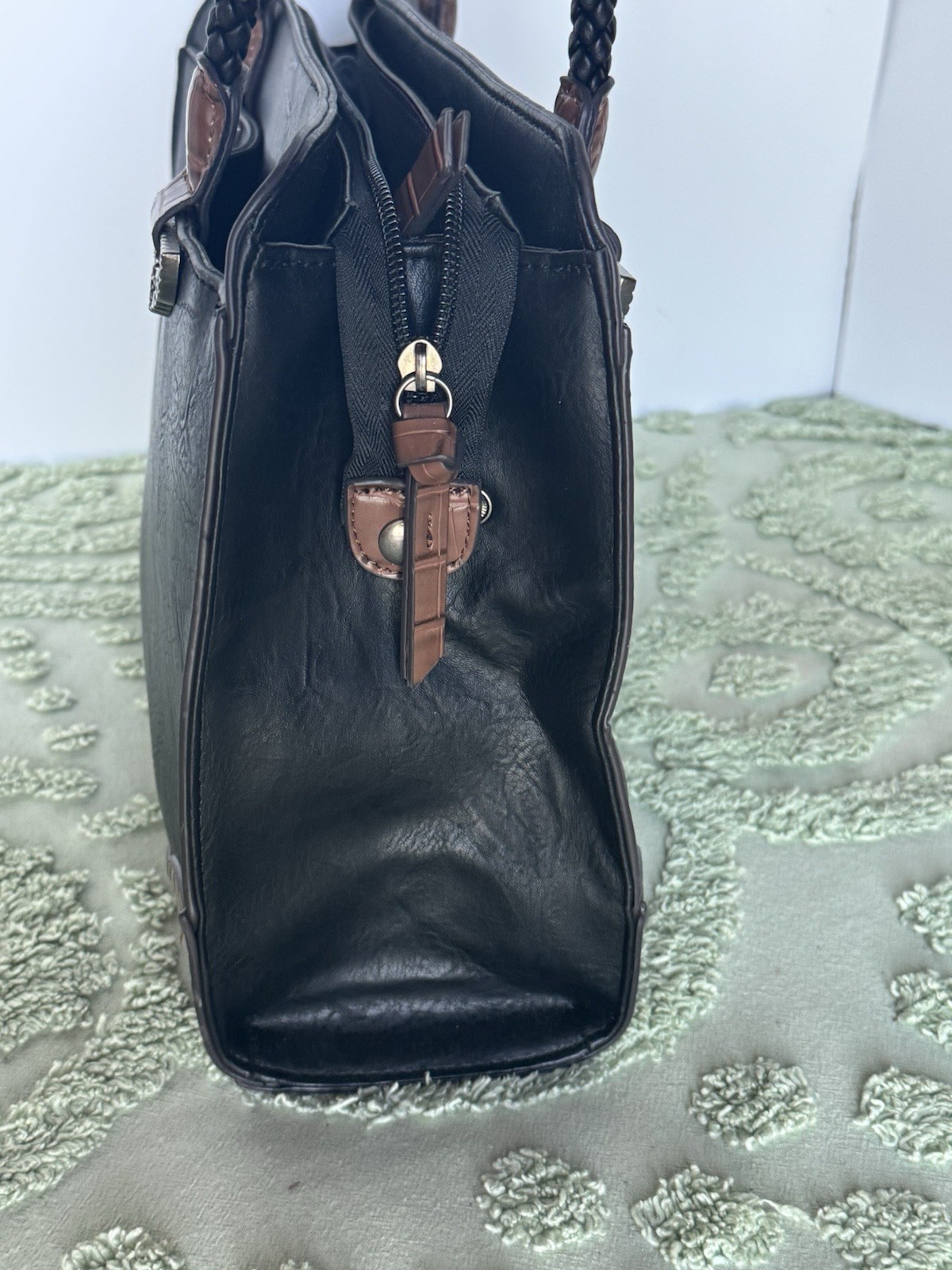 Bueno Of California Black Purse Handbag 8 Pockets Tote Bag Braided Strap