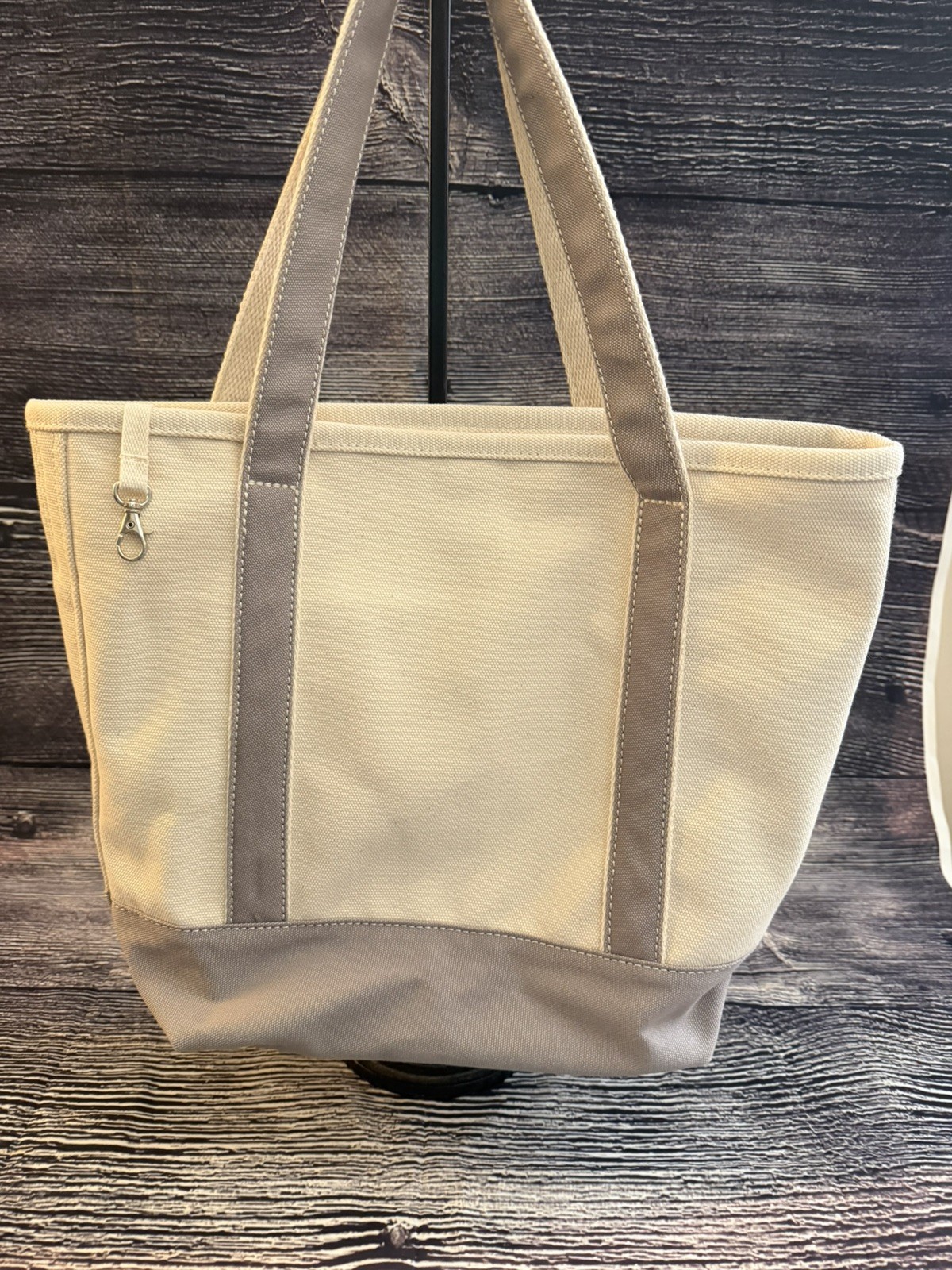 Lands’ End Medium 5 Pocket Open Top Canvas Tote Bag in Natural/Silver Graphite