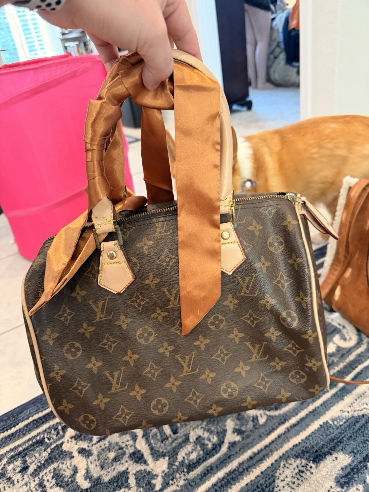 Louis Vuitton Monogram Speedy Satchel Top Handle Zip Brown Gold Bag Charm Small