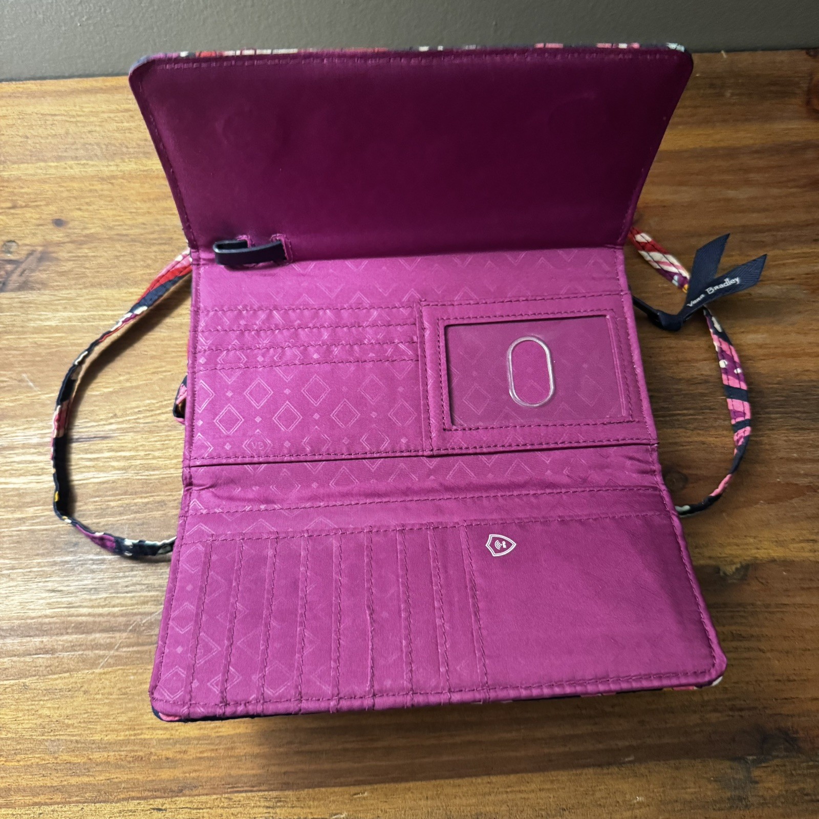 Vera Bradley 3-in-1 RFID Navy Painted Paisley Crossbody Wallet New without tags