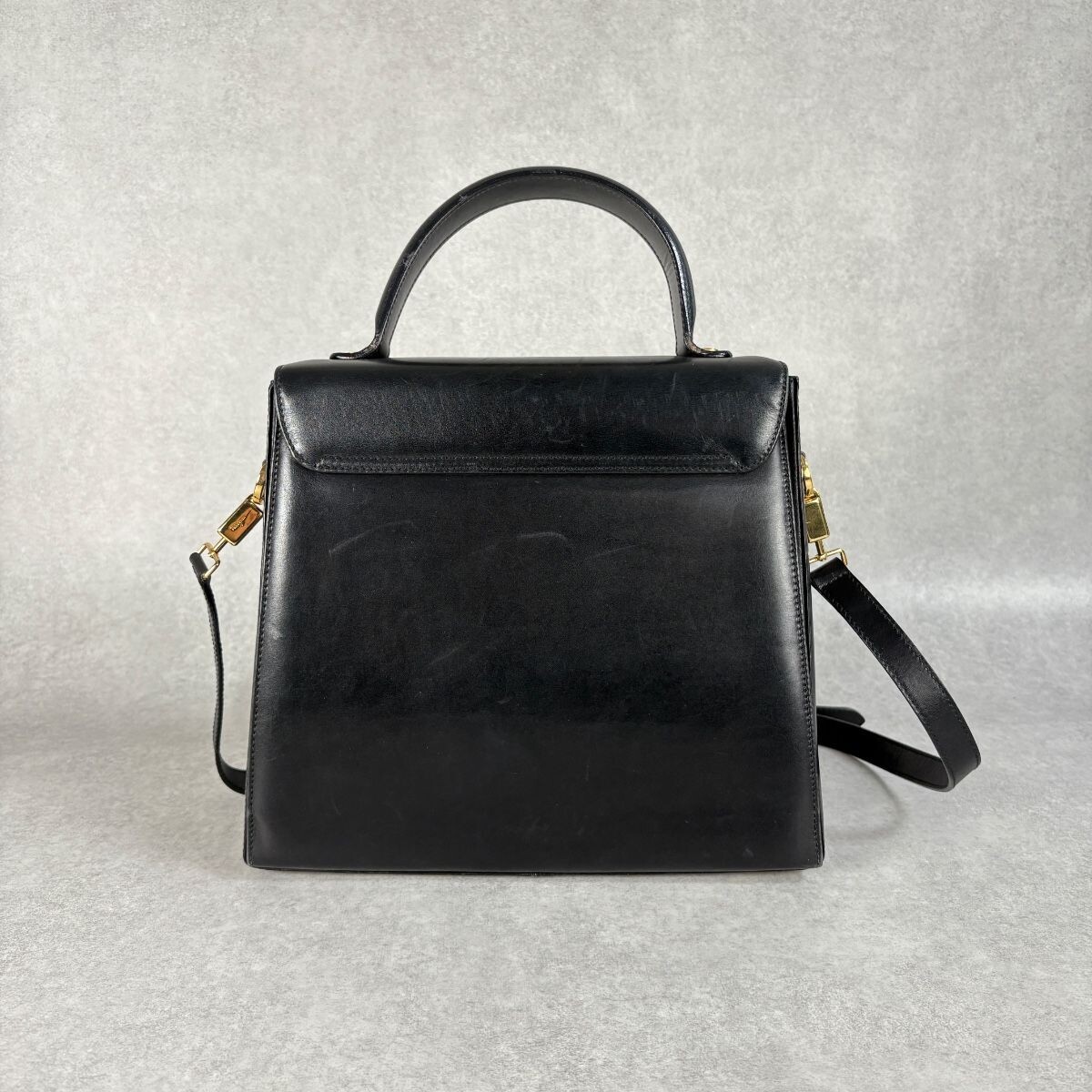 Salvatore Ferragamo Gancini Black Leather 2Way Shoulder Bag Top Handle Formal