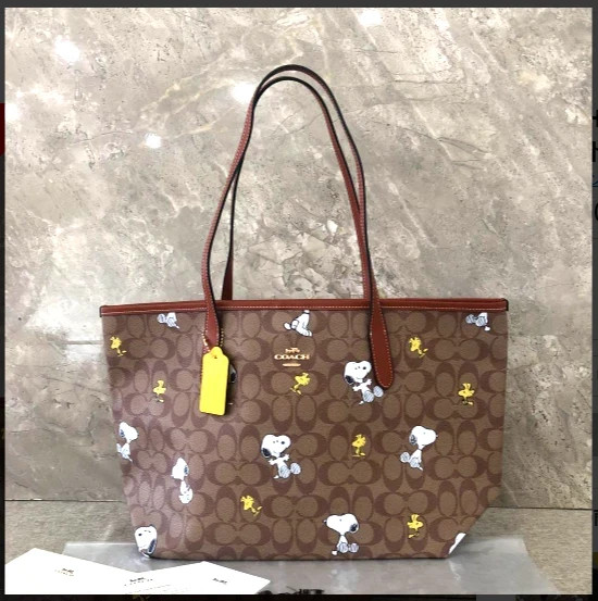 COACH CF166 City Tote Bag Signature Coated Canvas Snoopy Print Outlet New SMM!!