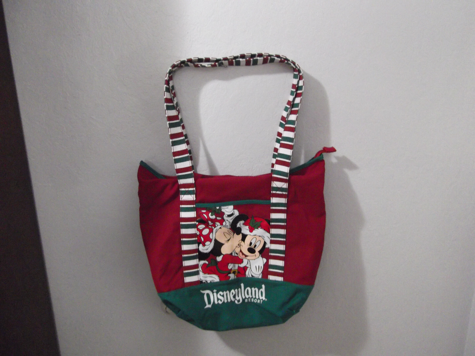 Disney Parks CHRISTmas Mickey/Minnie Tote Cloth Fabric 19.5″in Wide/ 15″in Deep