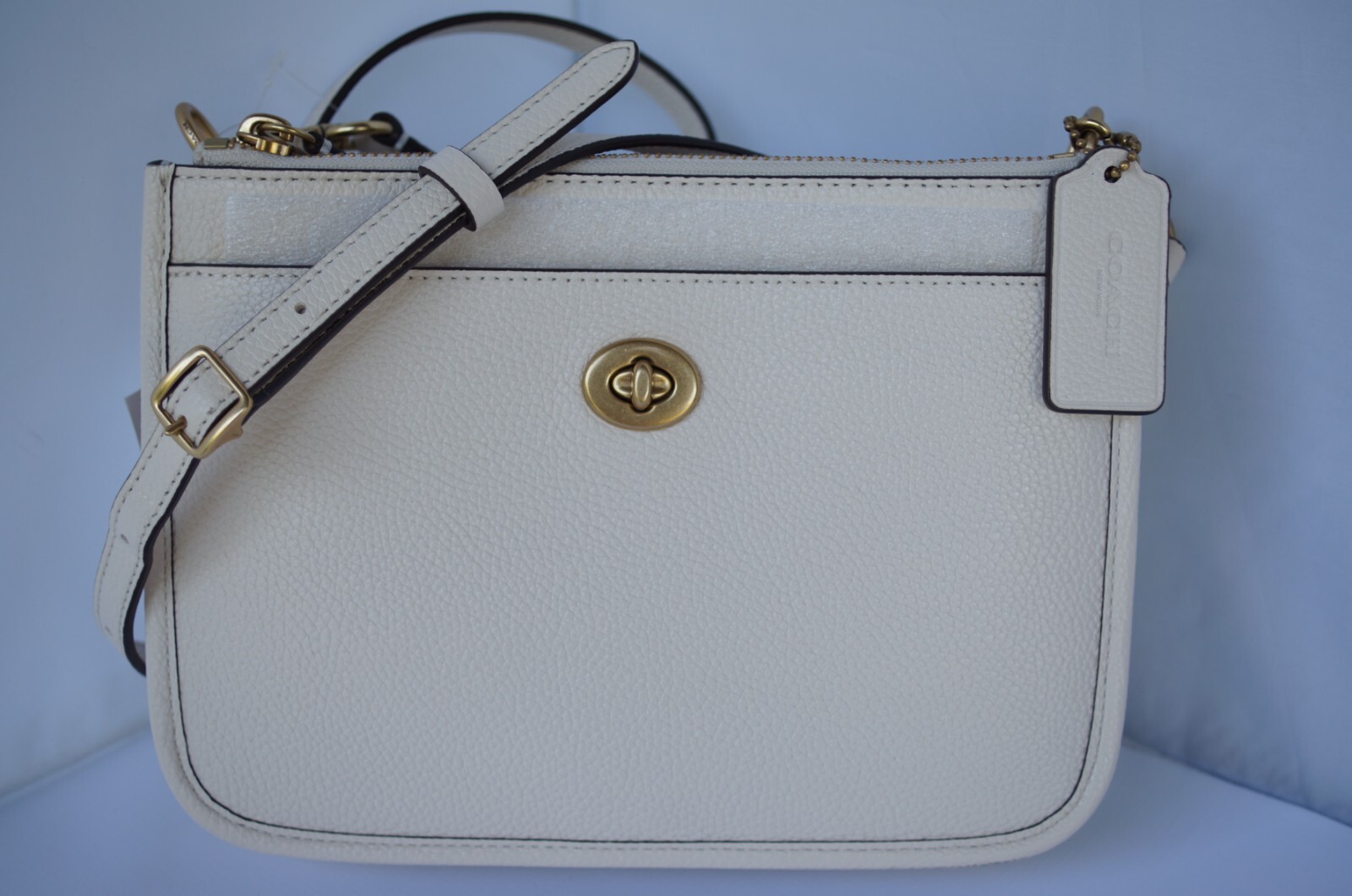 New Coach Women’s Bag Slim Turnlock Crossbody Pebble White Handbag