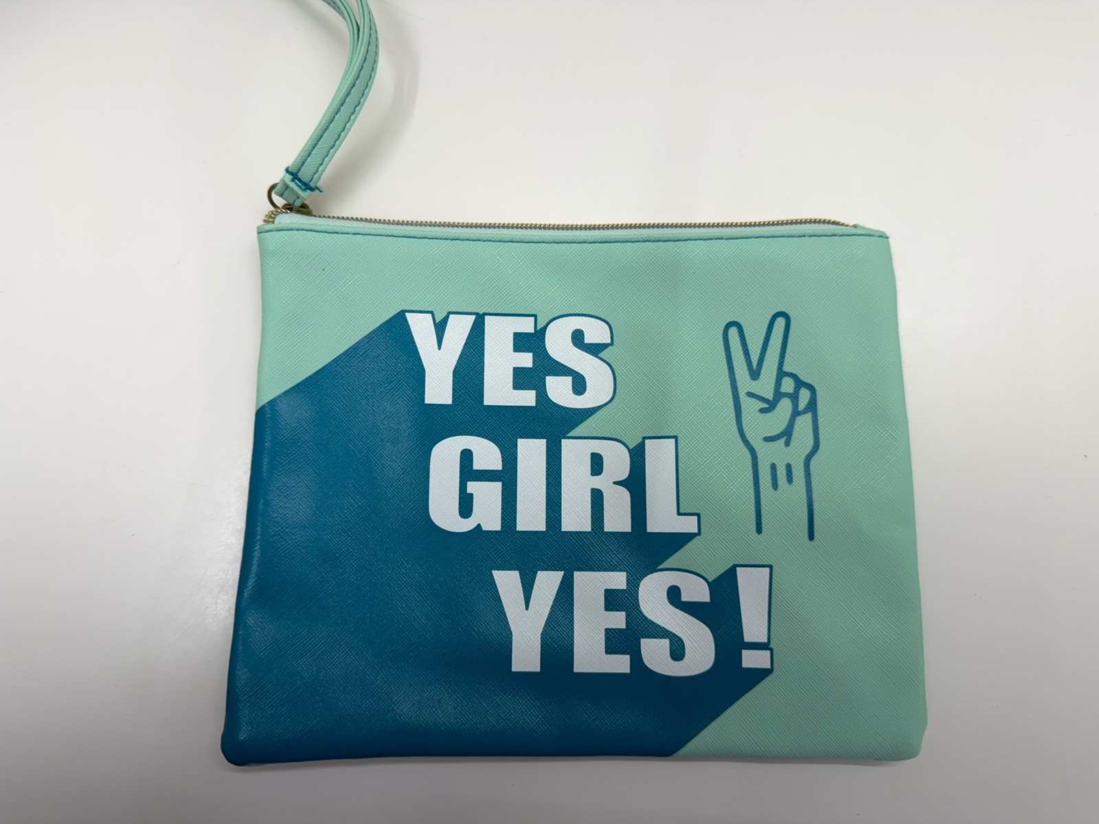 Conair Sophia Joy Makeup Bag Wristlet Cosmetic Yes Girl Yes Peace Blue Zipper