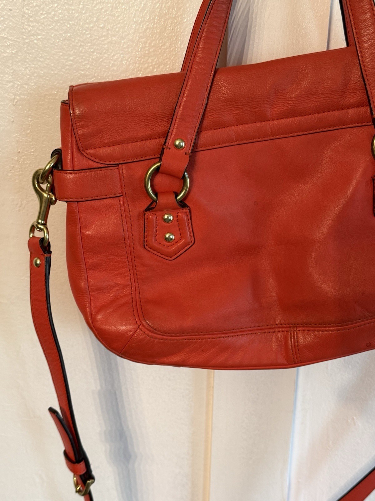 Coach Red Leather Satchel Gold HW Soho Flap Vintage Y2K Crossbody Handbag Purse