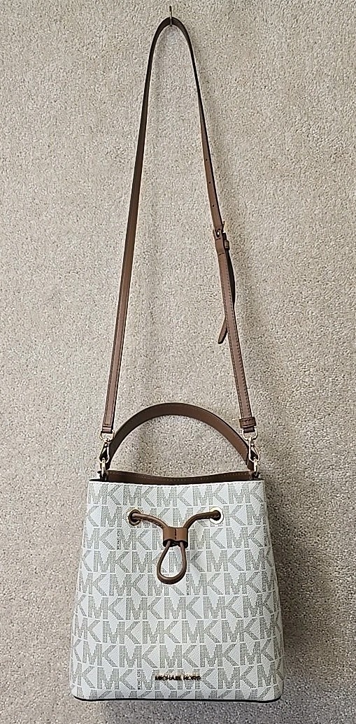 $298 MICHAEL KORS SURI Brown Ivory SMALL BUCKET CROSSBODY EXCELLENT CONDITION