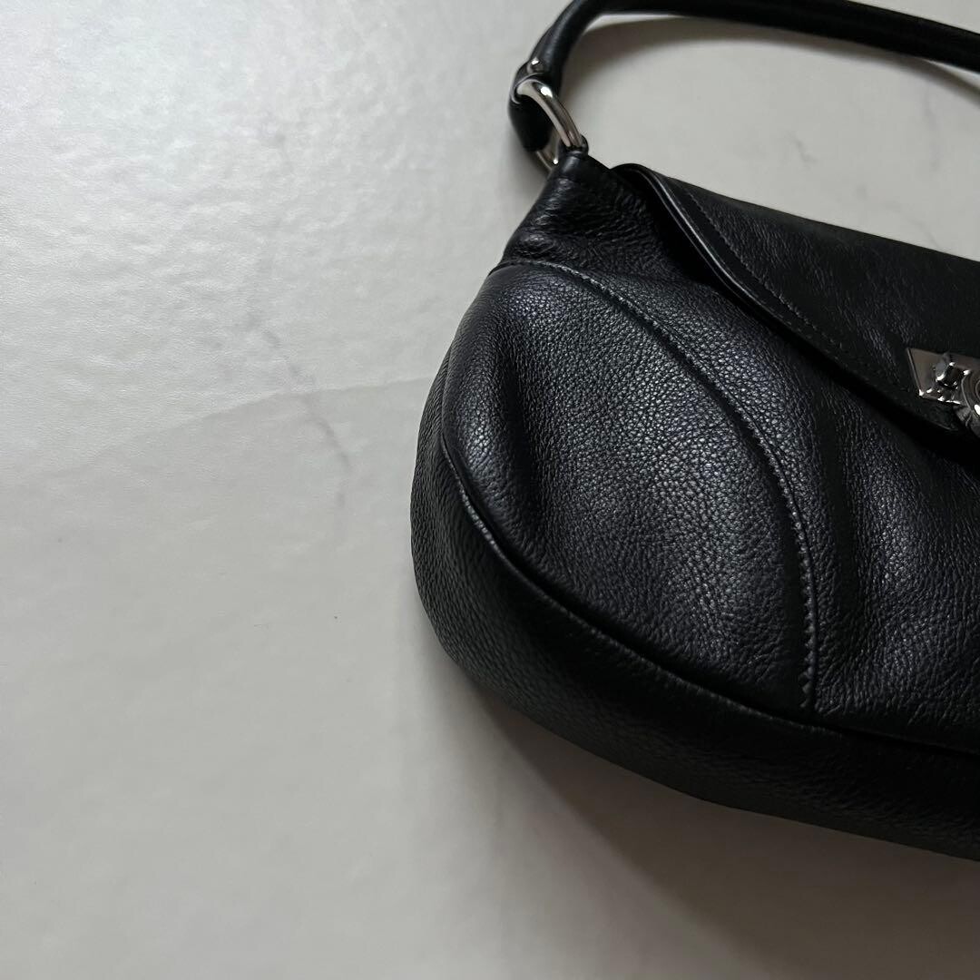 Salvatore Ferragamo Black Leather Gancini Shoulder Bag Flap Silver Hardware