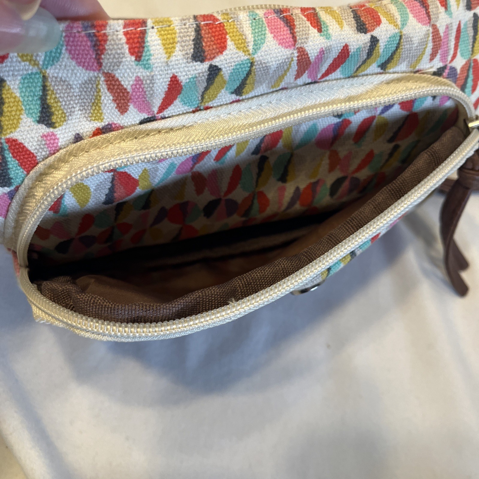 Small Crossbody Bag Colorful Geometric Design 8 x 5 Inches Zip Shut