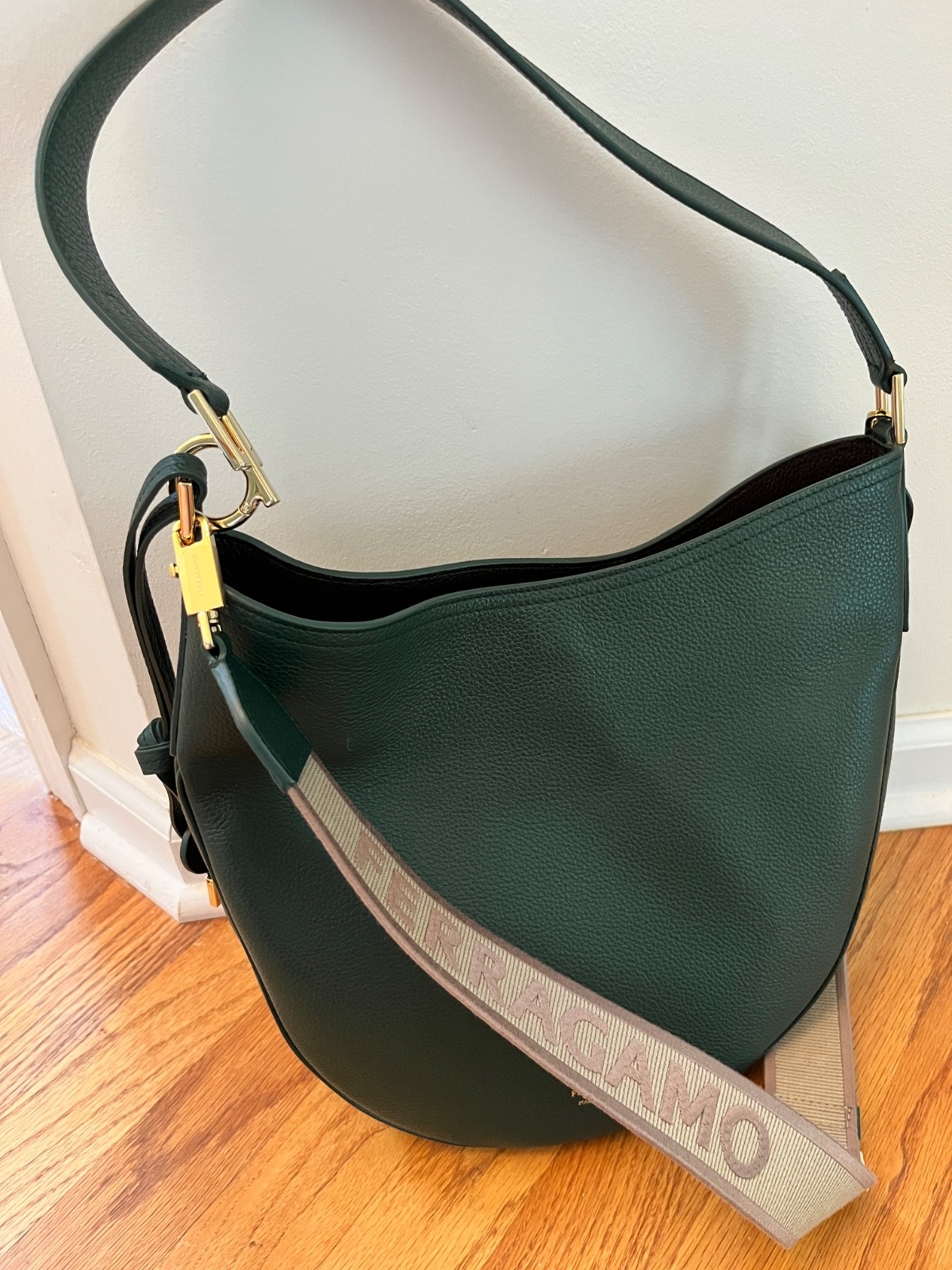 Ferragamo Grain Leather Hobo Bag Dark Green w Dust Bag $2200+ NEW SOLD OUT COLOR