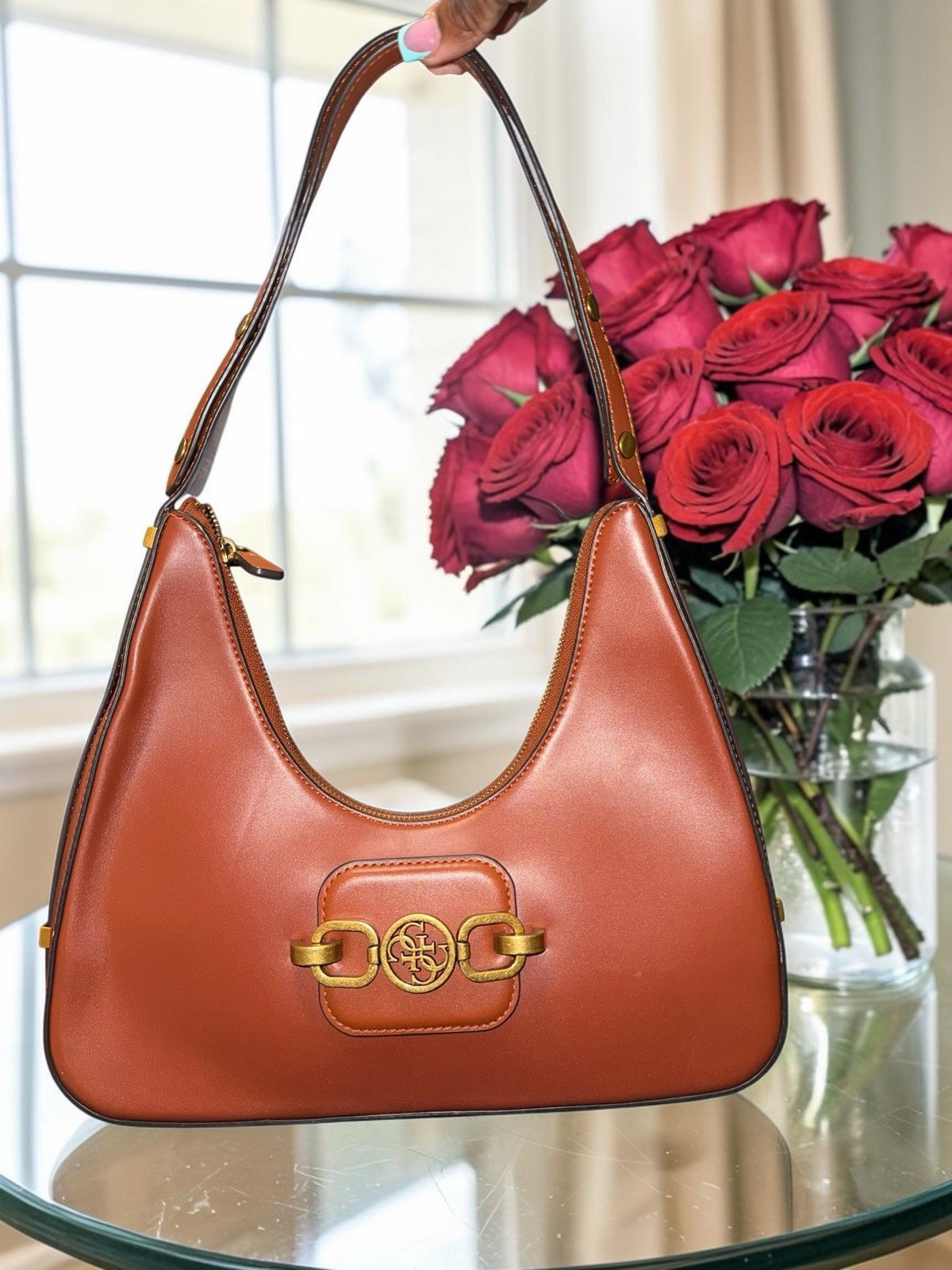 GUESS Brown Solid Shoulder Bag Zip Top Gold Hardware Shoulder Strap