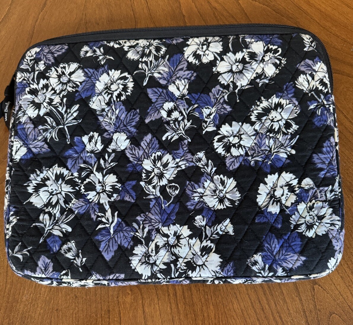 Vera Bradley Laptop Sleeve Computer Bag 10.5 x 13.5 Diagonal 16″ Frosted Floral