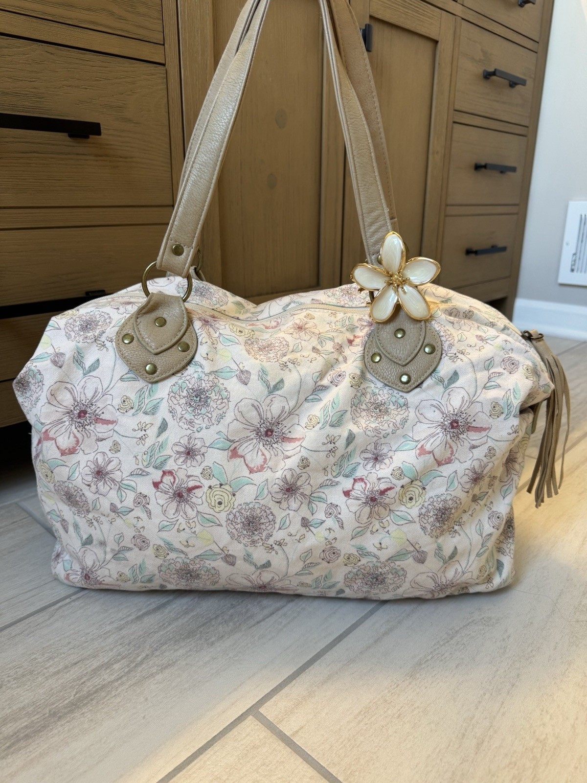 Mossimo Floral Multicolor Satchel Zip Top Beige Double Handles Tassel Charm