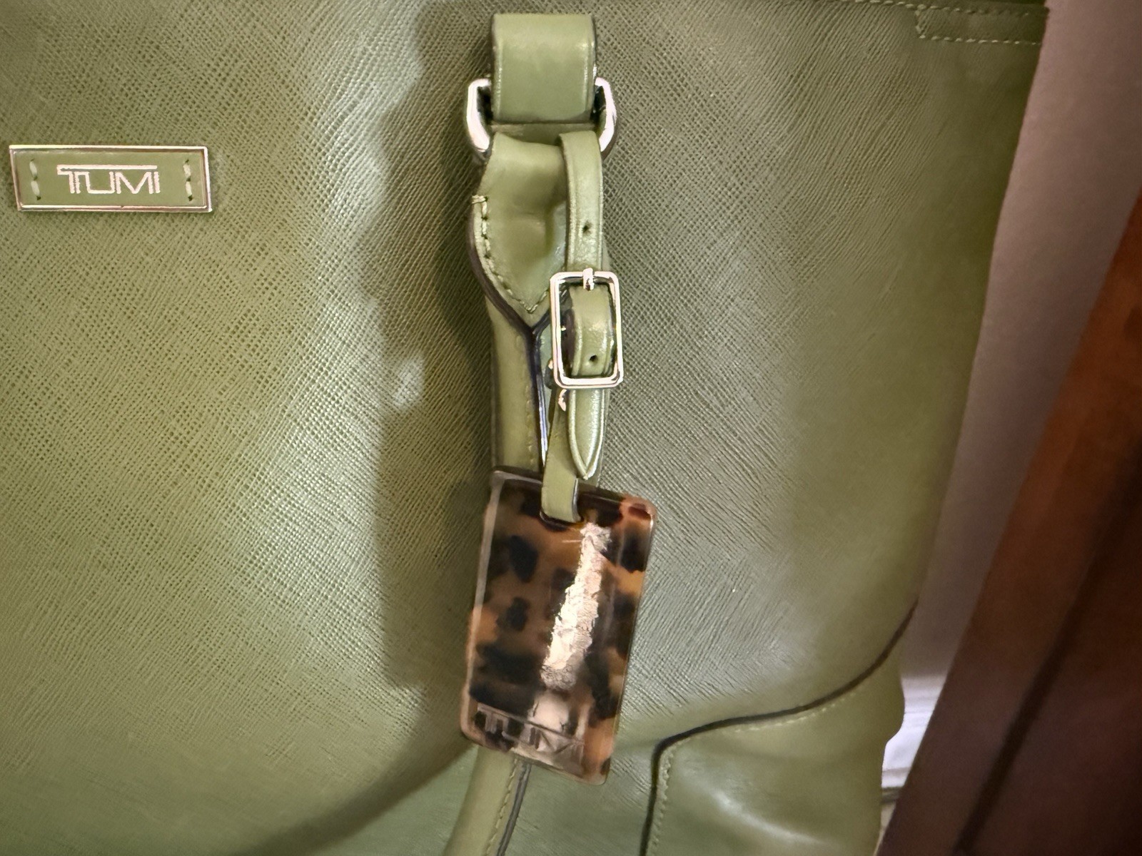Tumi Green Large Tote Bag Zip Top Lined Inner Pockets w/ Luggage Tag