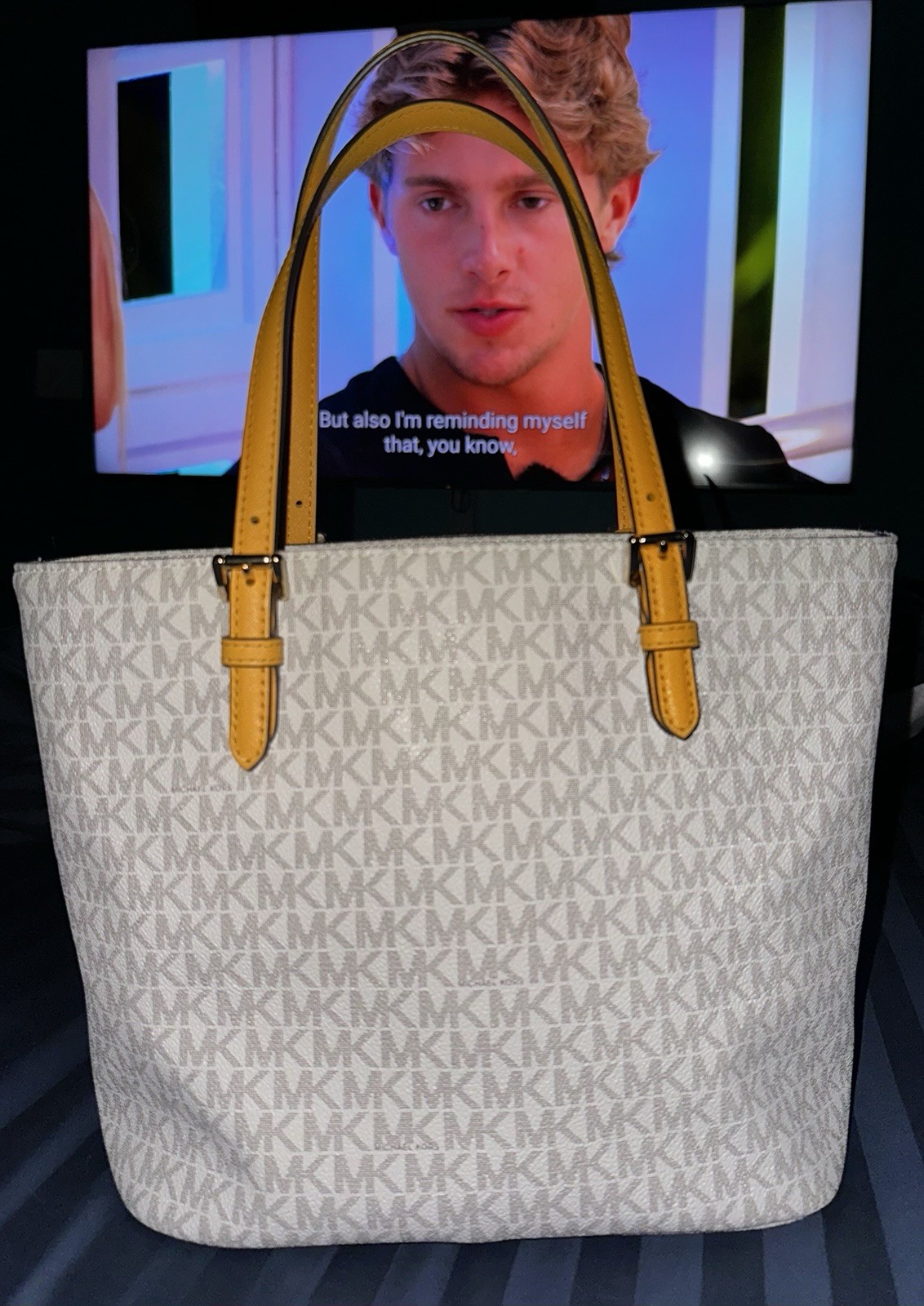 MICHAEL KORS Jet Set Medium Pocket Multifunction Tote Bag Sunrise