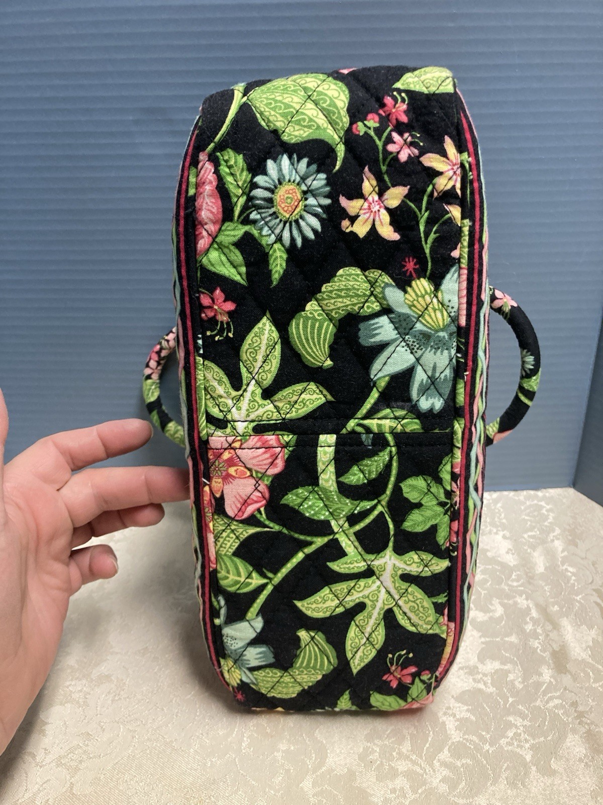 Vera Bradley LoLa Handbag Bontanica Pattern Small top zip Excellent Condition