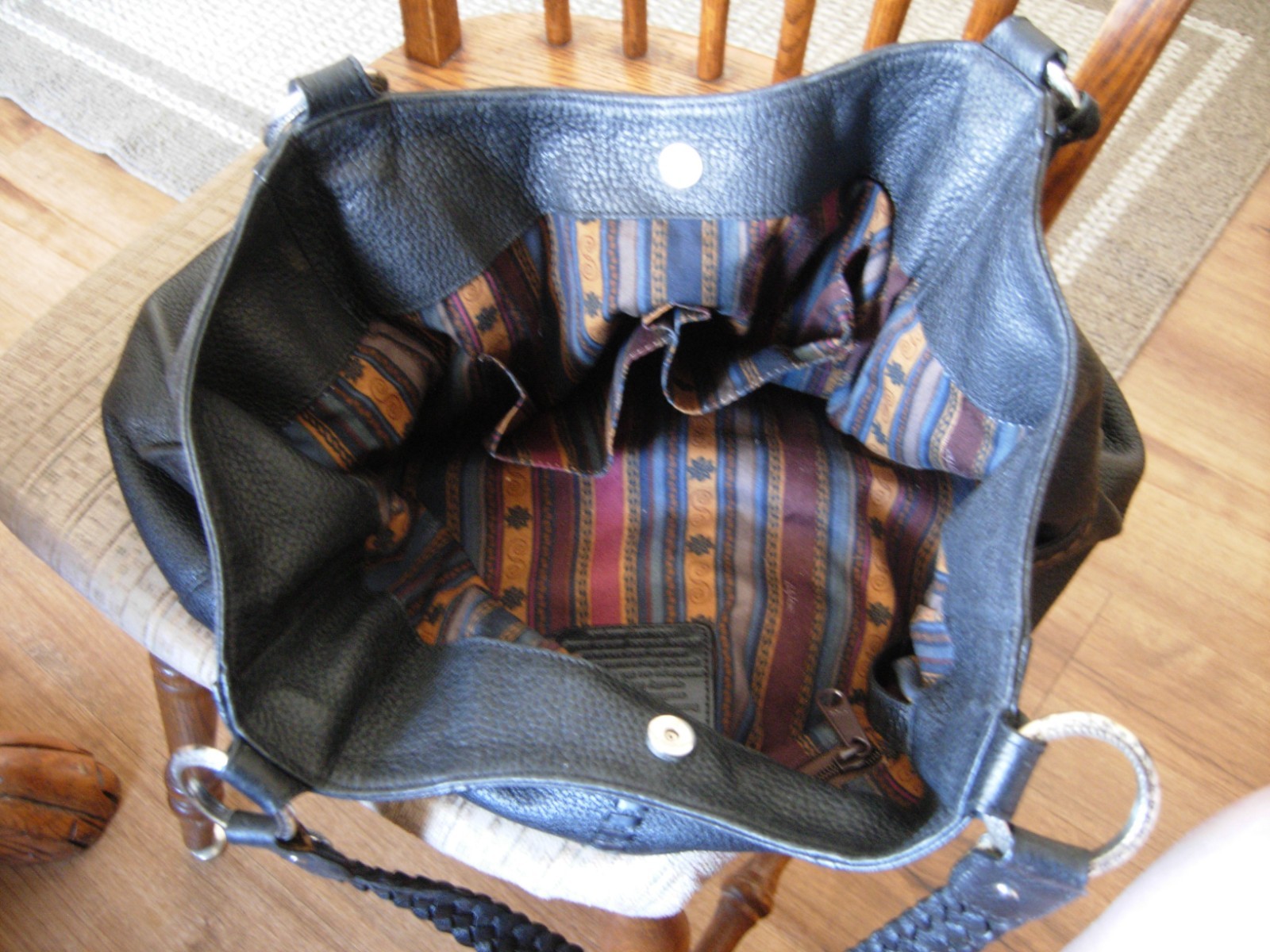 BRIGHTON Collection Black Hobo Bag Designer Purse/Shoulder Bag w/Heart CharmLQQK