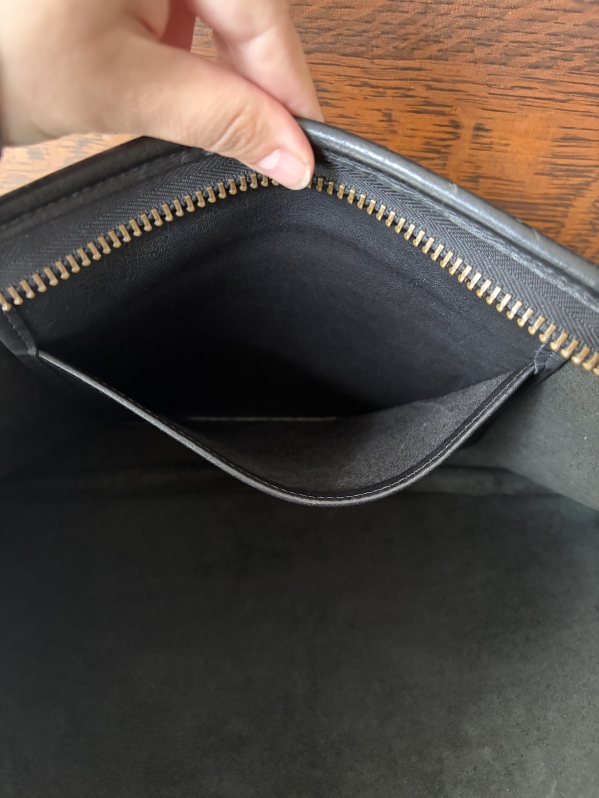 Vintage Coach Portfolio Case | Style 5225 | Black Leather with Brass Hardware