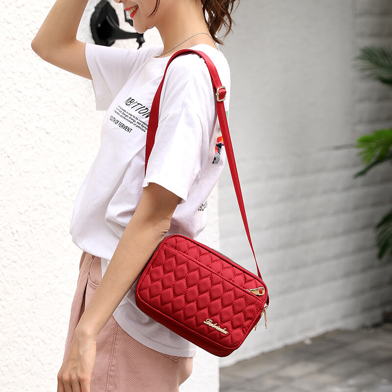Women’s Large Capacity Zipper Bag Single Shoulder Crossbody Sports Storage Bag
