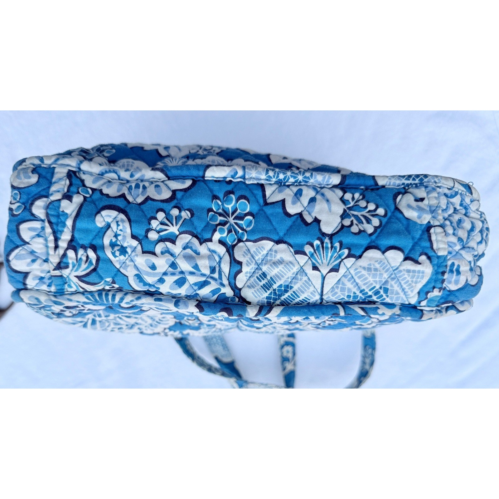 Vera Bradley Blue Lagoon Tote Bag Comfy Cozy Quilted Cotton Retired Cottagecore
