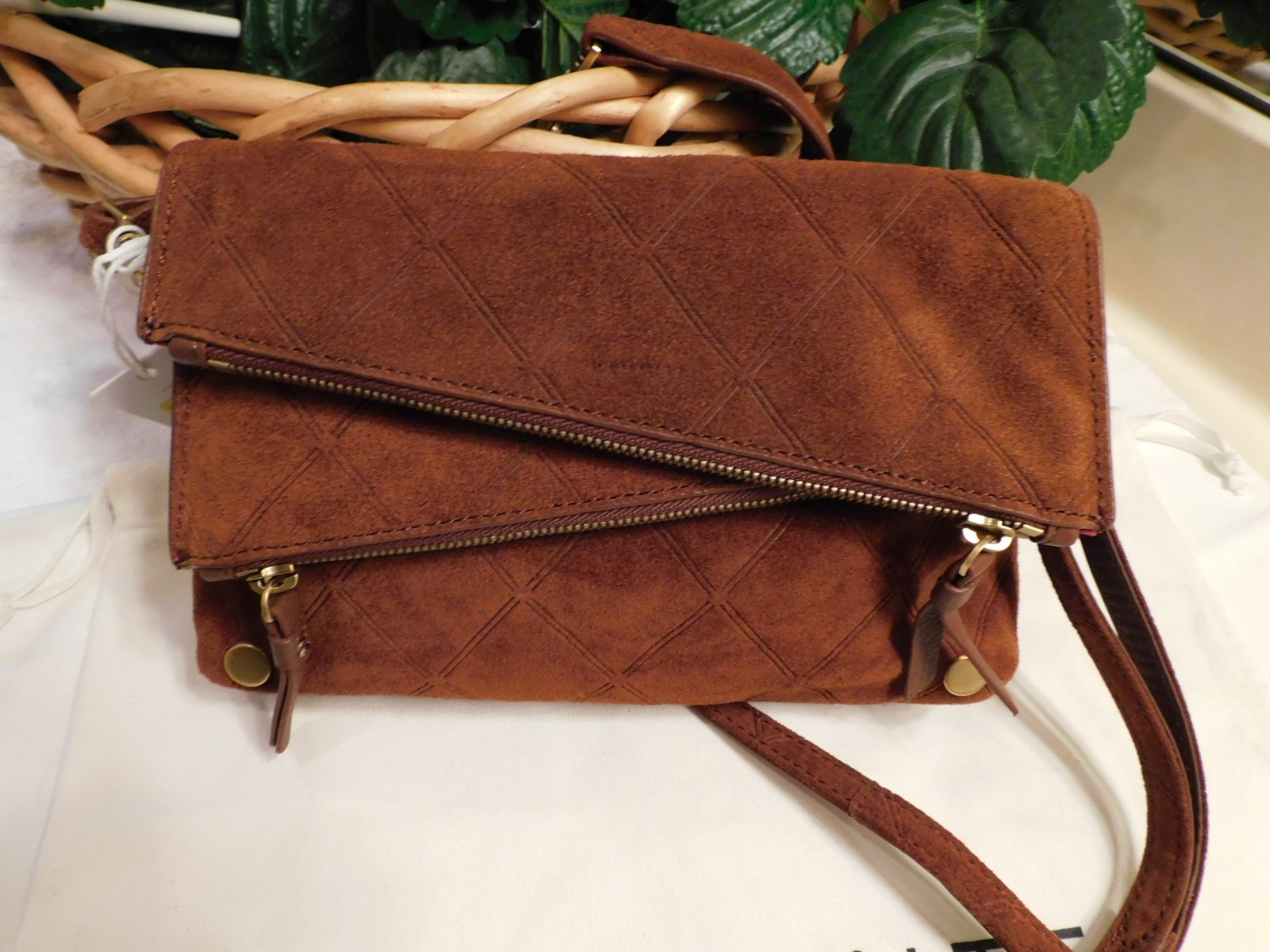 NWT HAMMITT DILLON SML CHOCOLATE DIAMOND SUEDE $445** FREE SHIPPING*