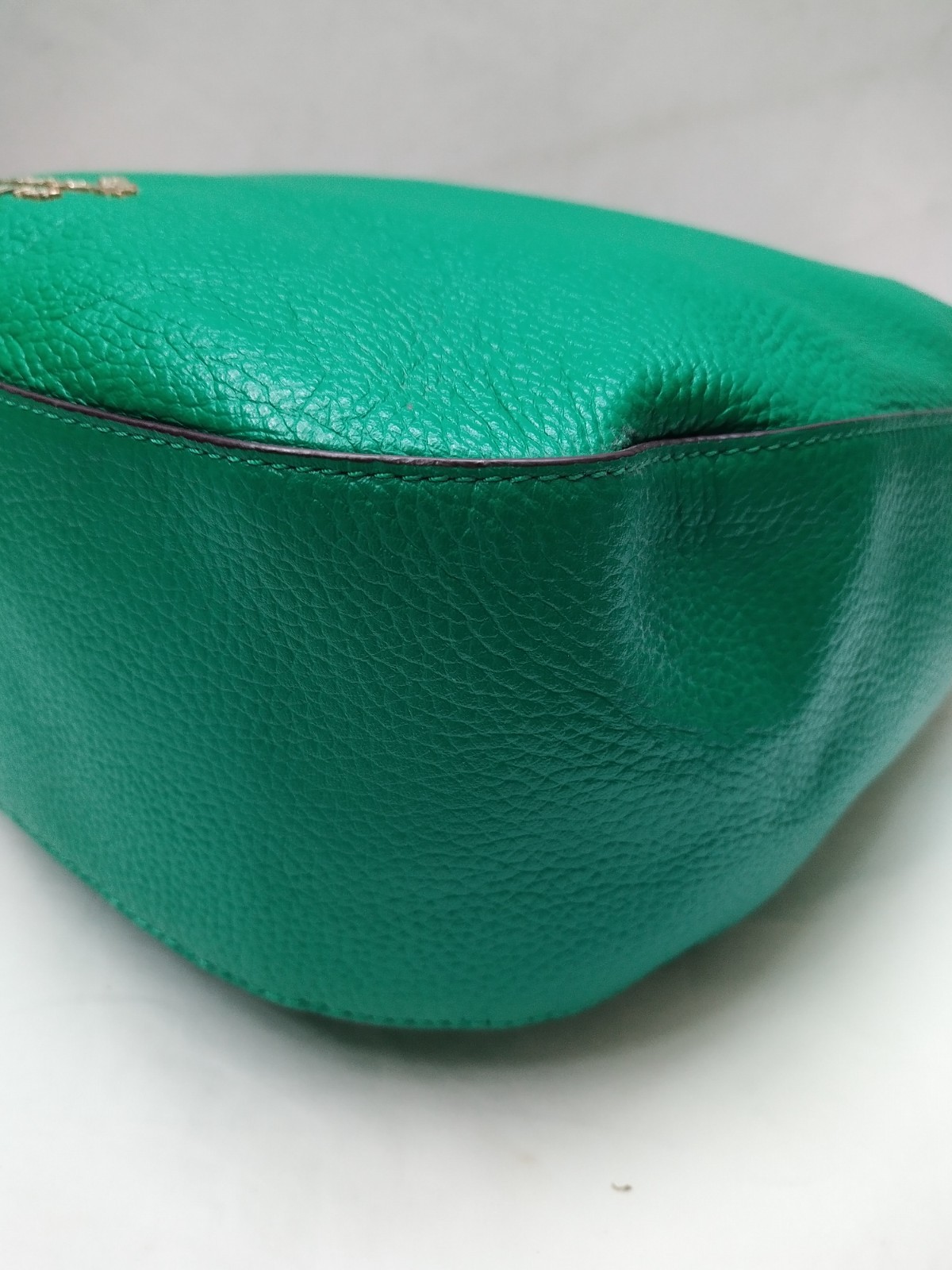 Kate Spade New York Green Pebbled Leather Zipper Closure Hobo Shoulder Bag
