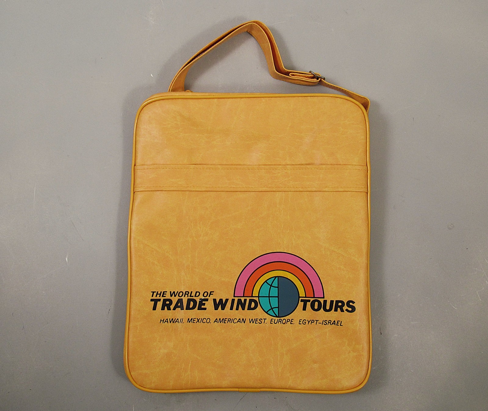 Vintage Trade Winds Tours Bag Hawaii Mexico American West Europe Egypt Israel