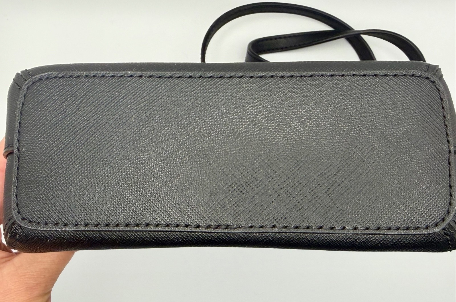 kate spade new york Minnie Mouse Mini Maise Leather Hand Bag – Black w card case