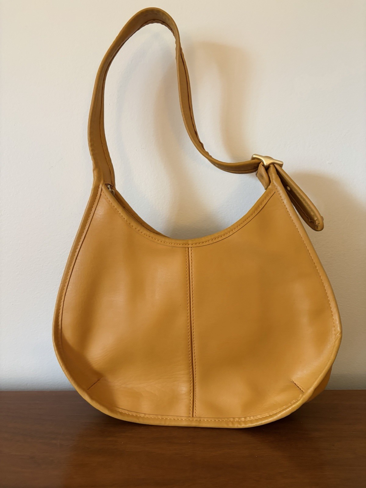 Vintage Coach Leather Purse | Rare