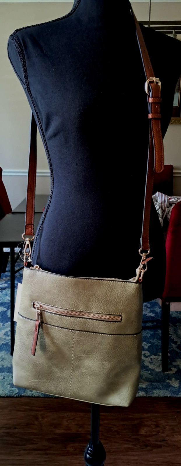 Le Miel Vegan Crossbody Bag Sage Green Multi Pocket LQF038-Z