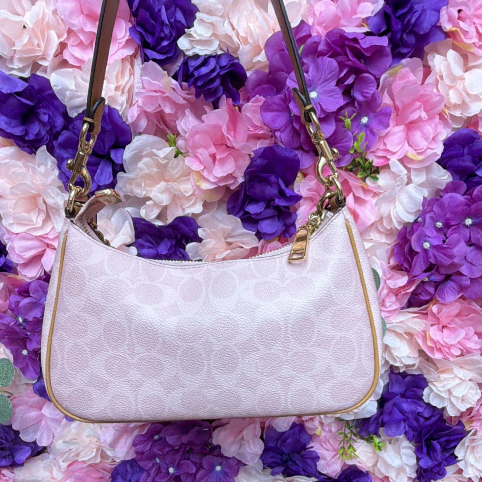 Coach Pink Logo Chain Shoulder Bag Heart Floral Charm Gold Hardware