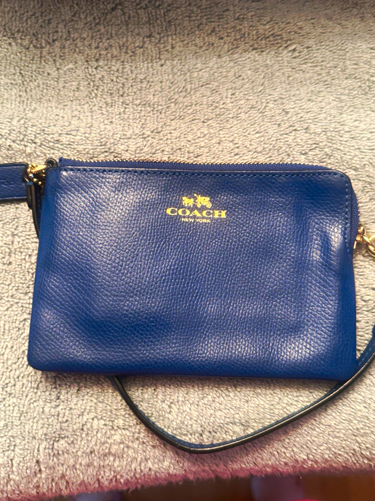 Coach Blue Pebbled Wristlet Zip Pouch w/ Wrist Strap Gold Hardware Lined