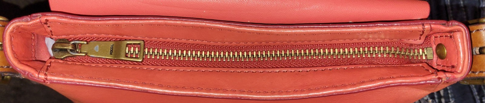 Fossil Harper Womens Cow Hide Leather Flap Cross Body Shoulder Bag Purse Red