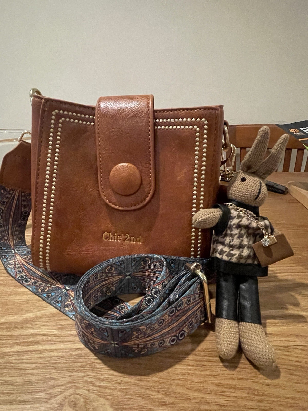 Chie’2nd Retro Small Crossbody Bag/Purse-New