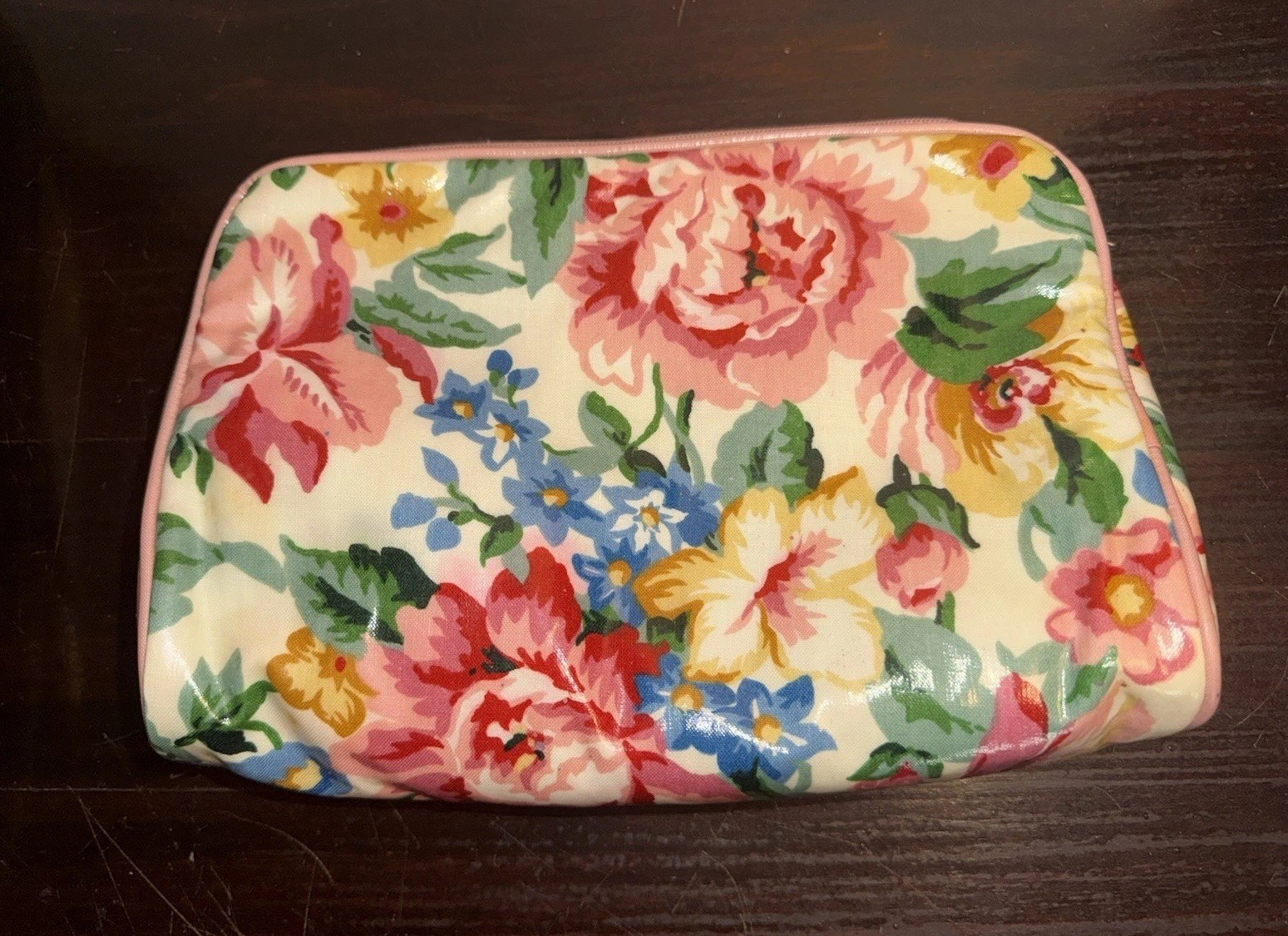 Lot Of 8 Assorted Multicolor Pouch Cosmetics Bags Various Sizes See Photos