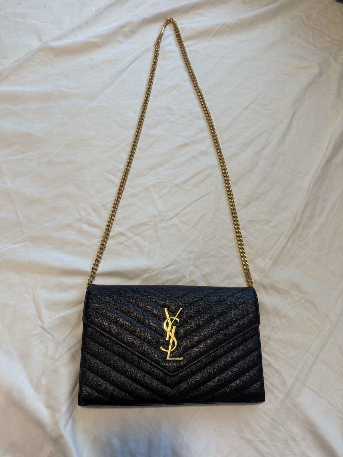 *NWT*Saint Laurent Monogram Cassandre Chain in Grain De Poudre Leather Crossbody
