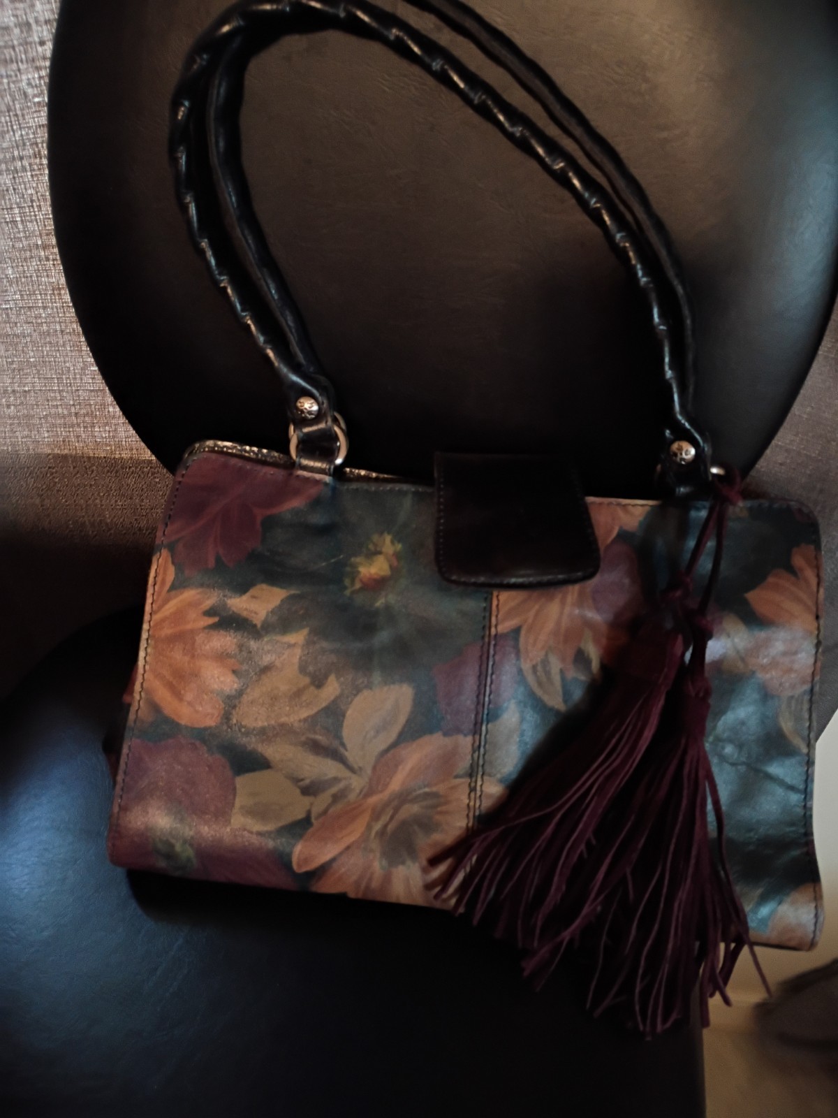Women’s Floral Satchel Top Handle Bag, Zip Closure, Tassel Charm, Lined