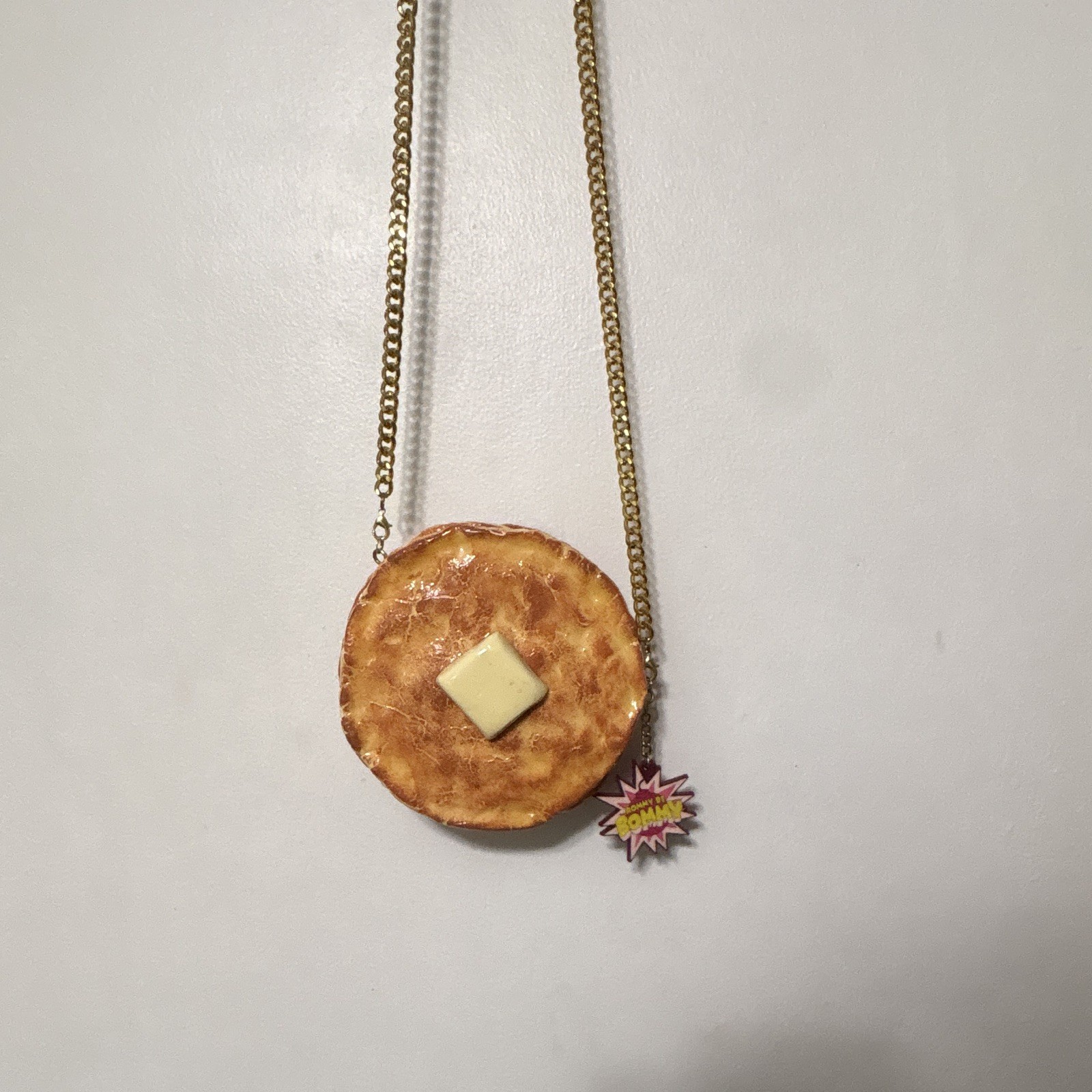 ROMMY DE BOMMY Pancake Stack Round Crossbody Bag Gold Chain Strap Zip Charm