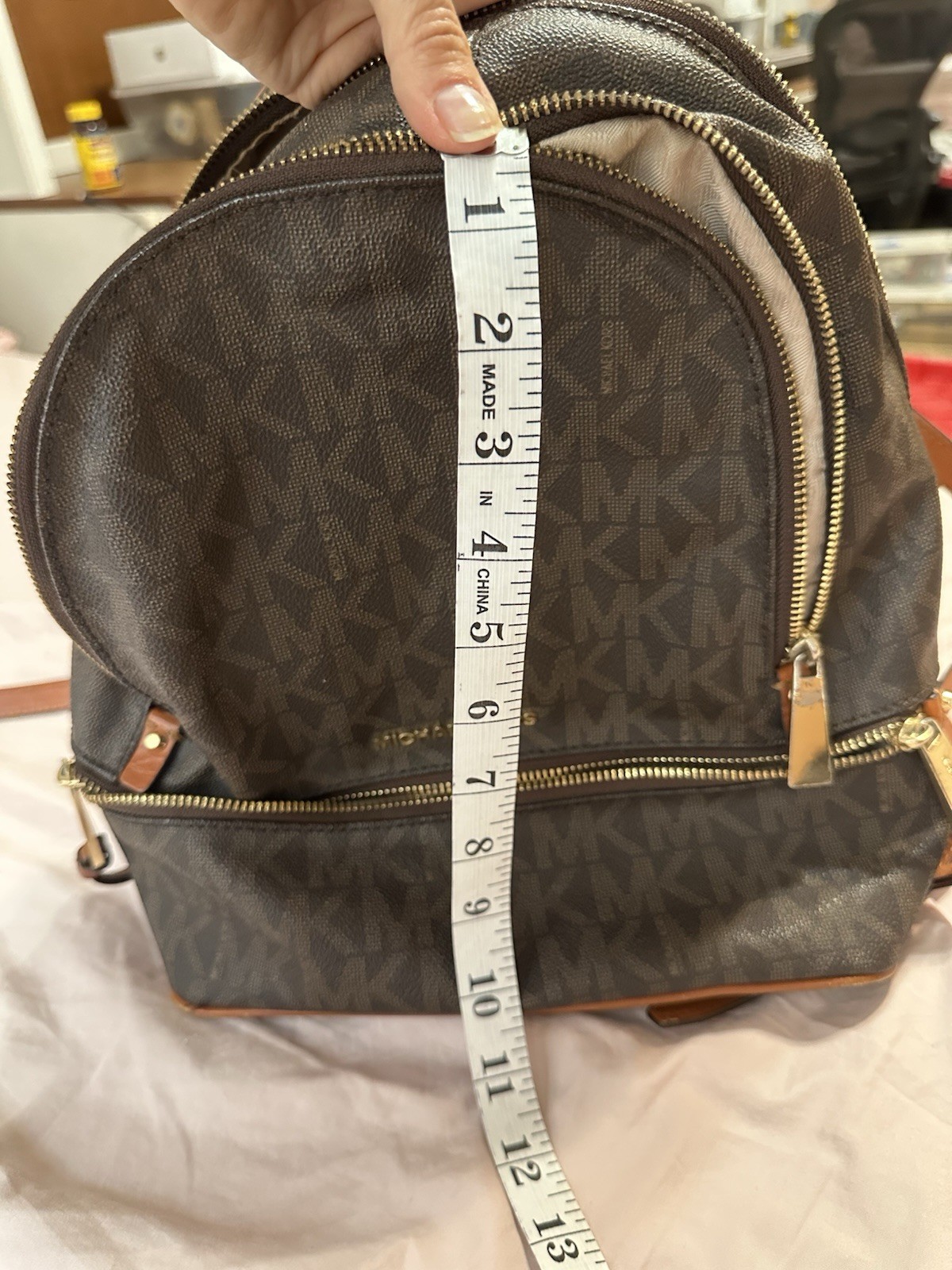 Michael Kors Women’s Medium Backpack, pre-owned with flaws