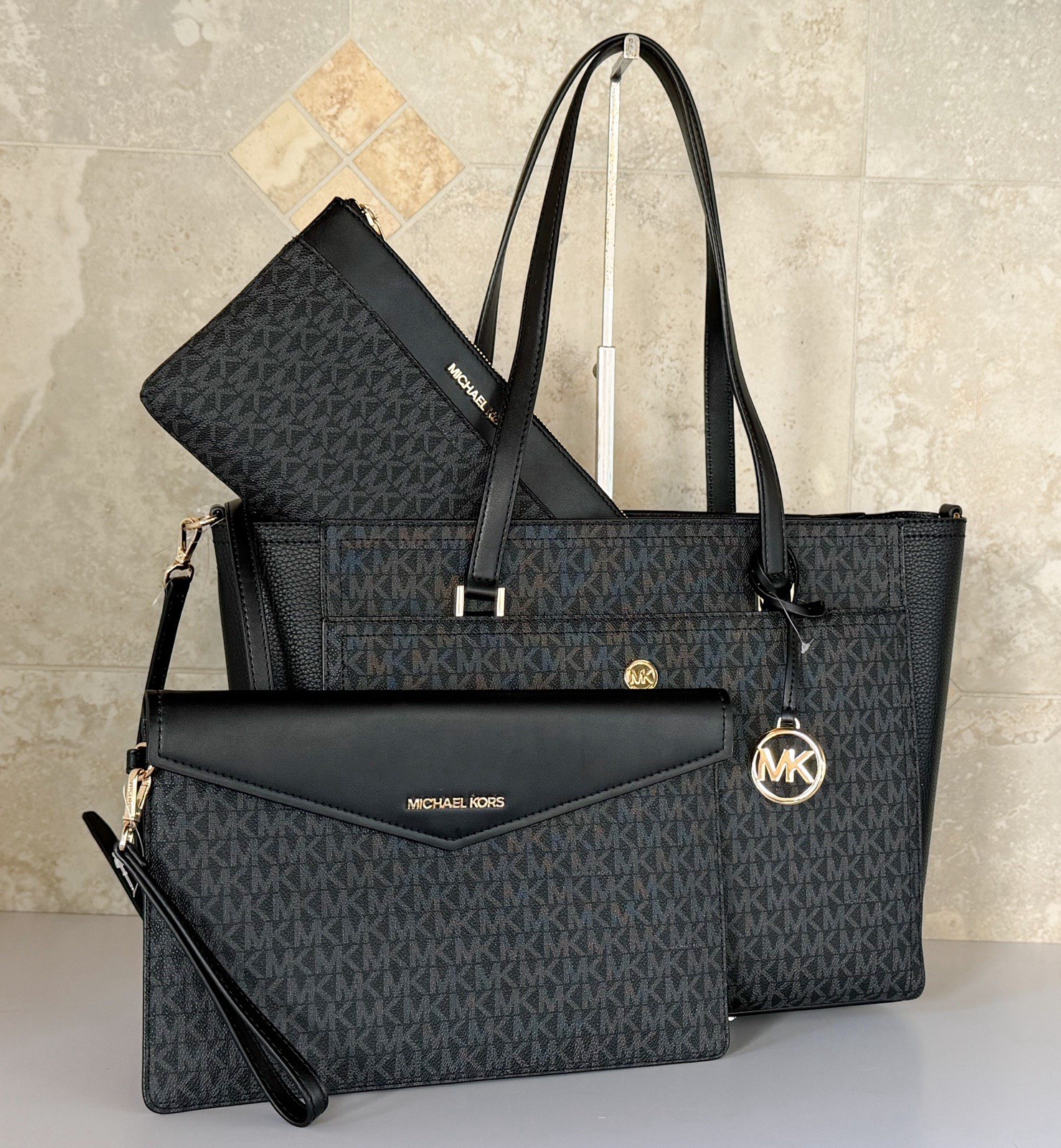 Michale Kors Maisie LG 3 in 1 Tote Shoulder Crossbody Bag + Clutch MK Black