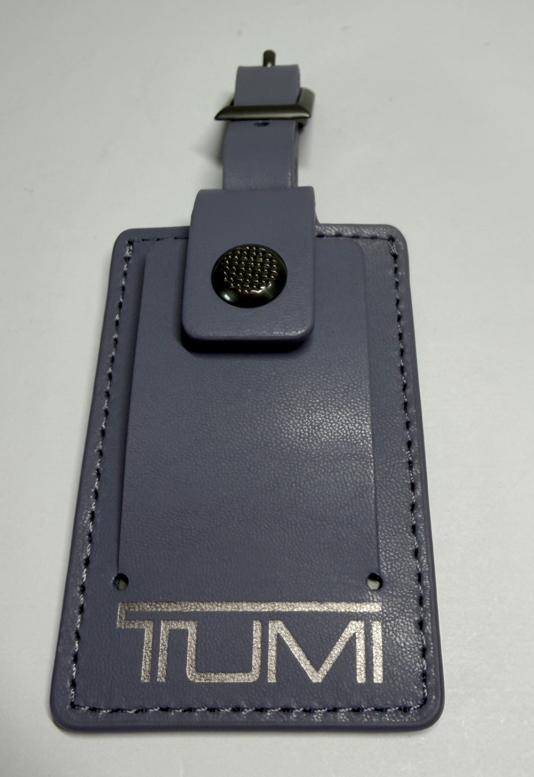 TUMI LEATHER LUGGAGE TAG LAVENDER NWOT