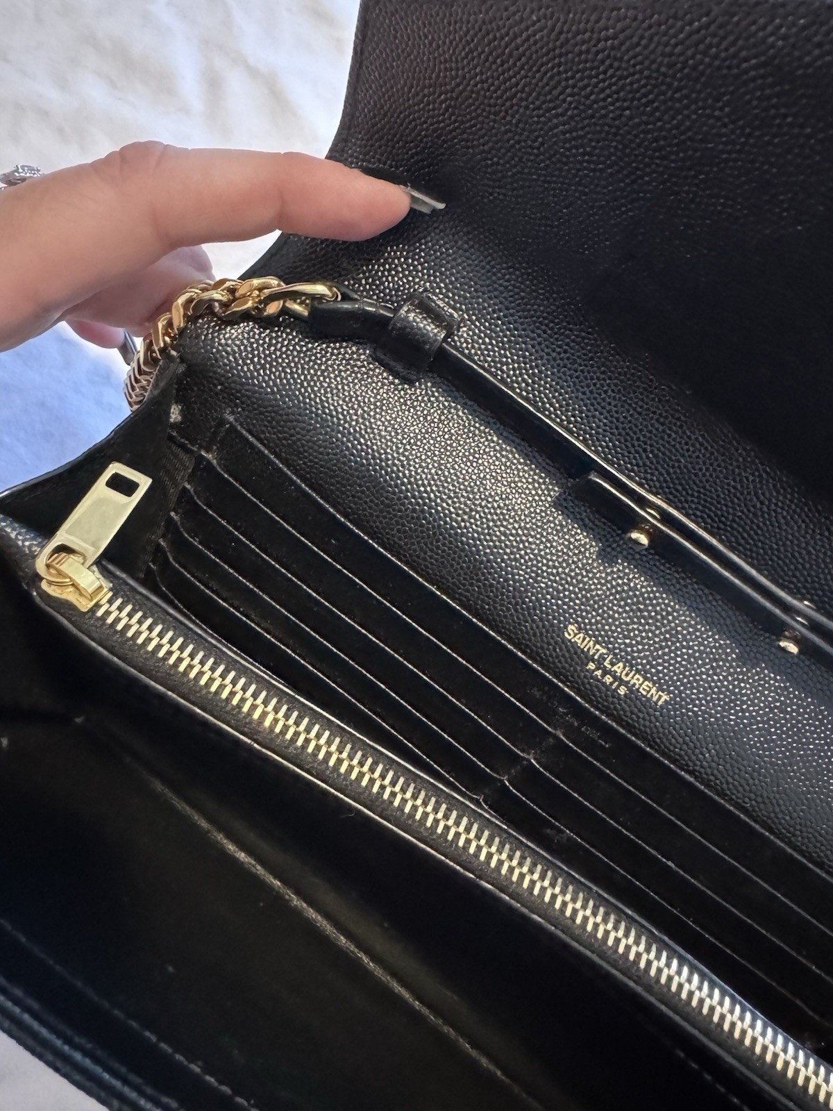 *NWT*Saint Laurent Monogram Cassandre Chain in Grain De Poudre Leather Crossbody