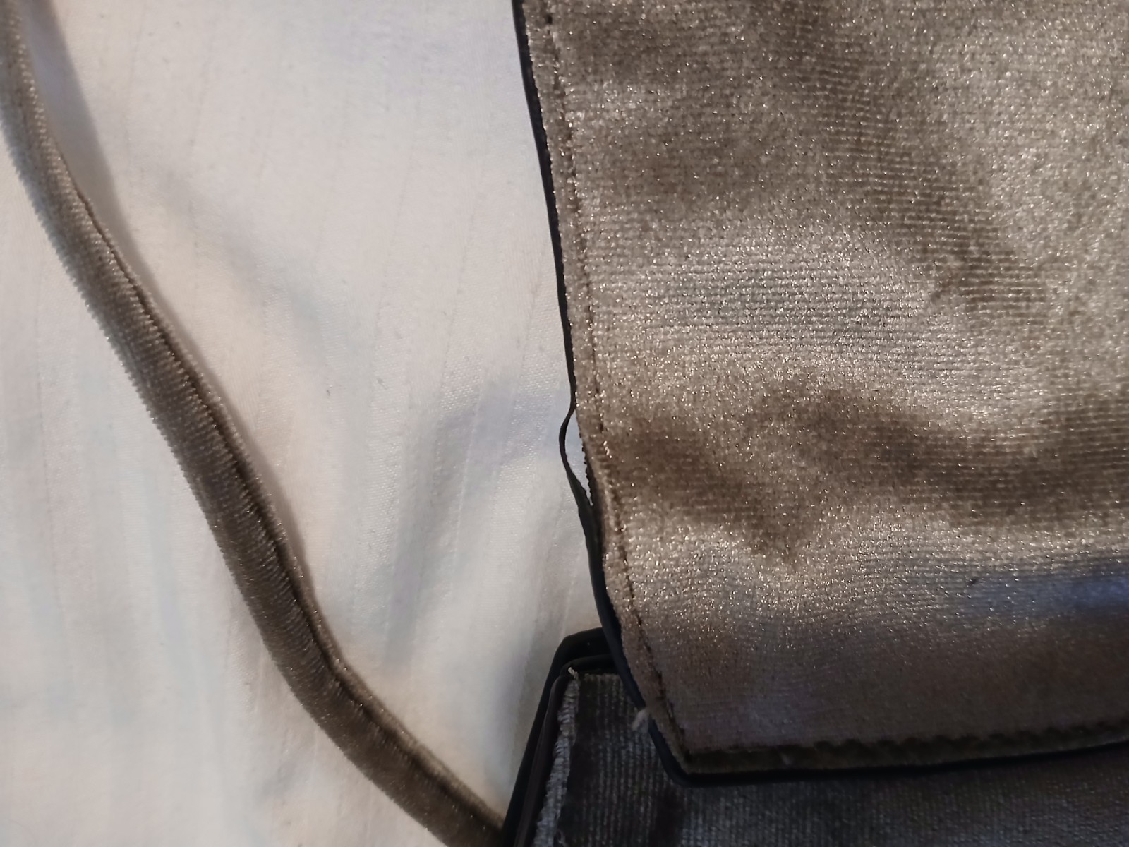 PURSE, Silver-Gray Velvet Crossbody detach strap brass clips pockets snap closur