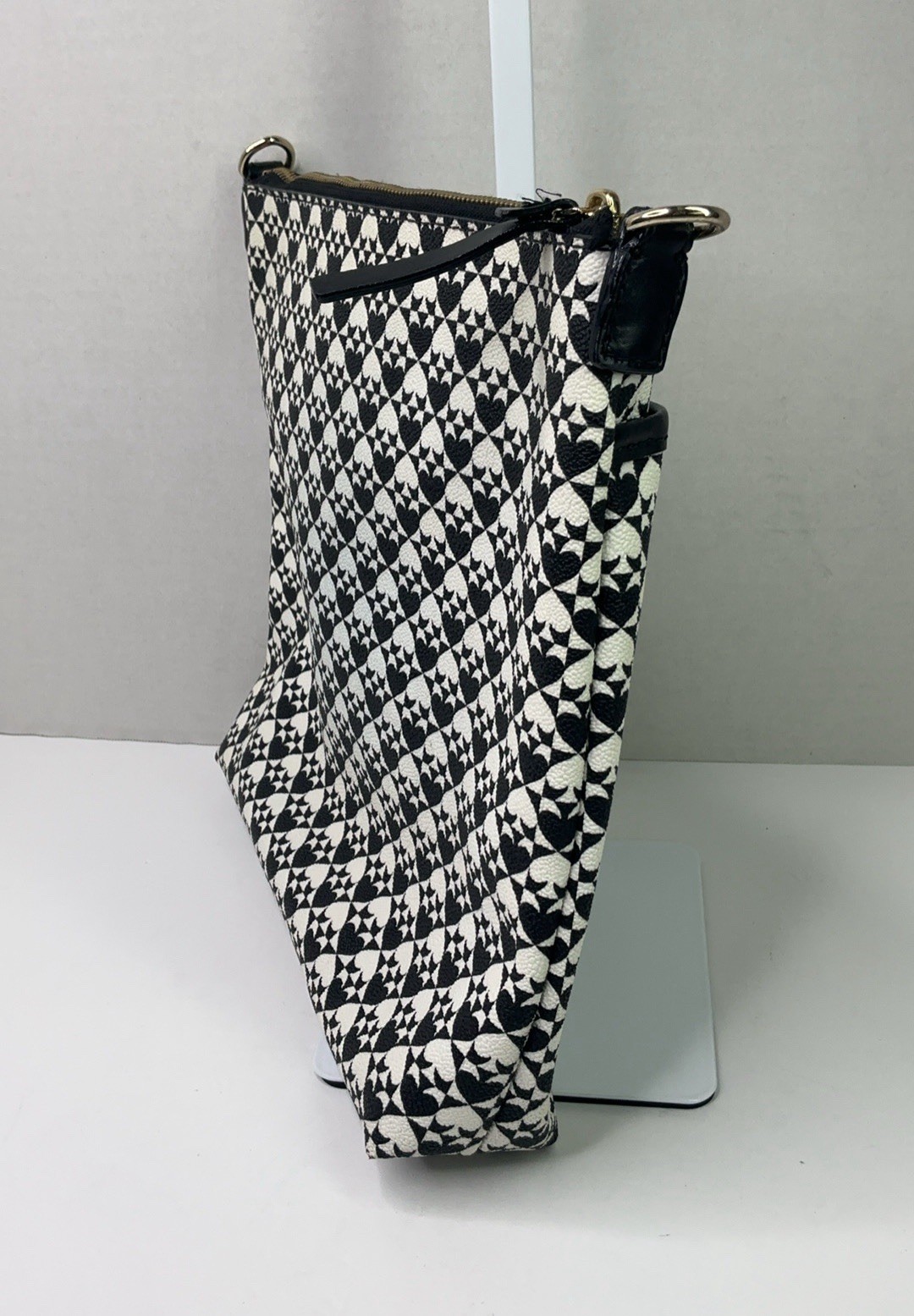 kate spade new york Black White Geometric Zip Crossbody Detachable Strap
