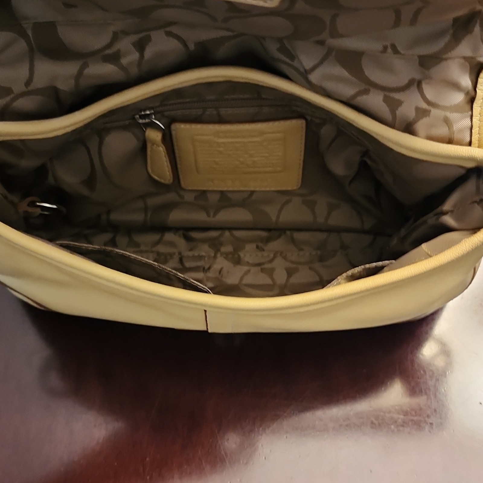 Coach Vintage Tan Soho Leather w/Buckles Shoulder Bag Y2K