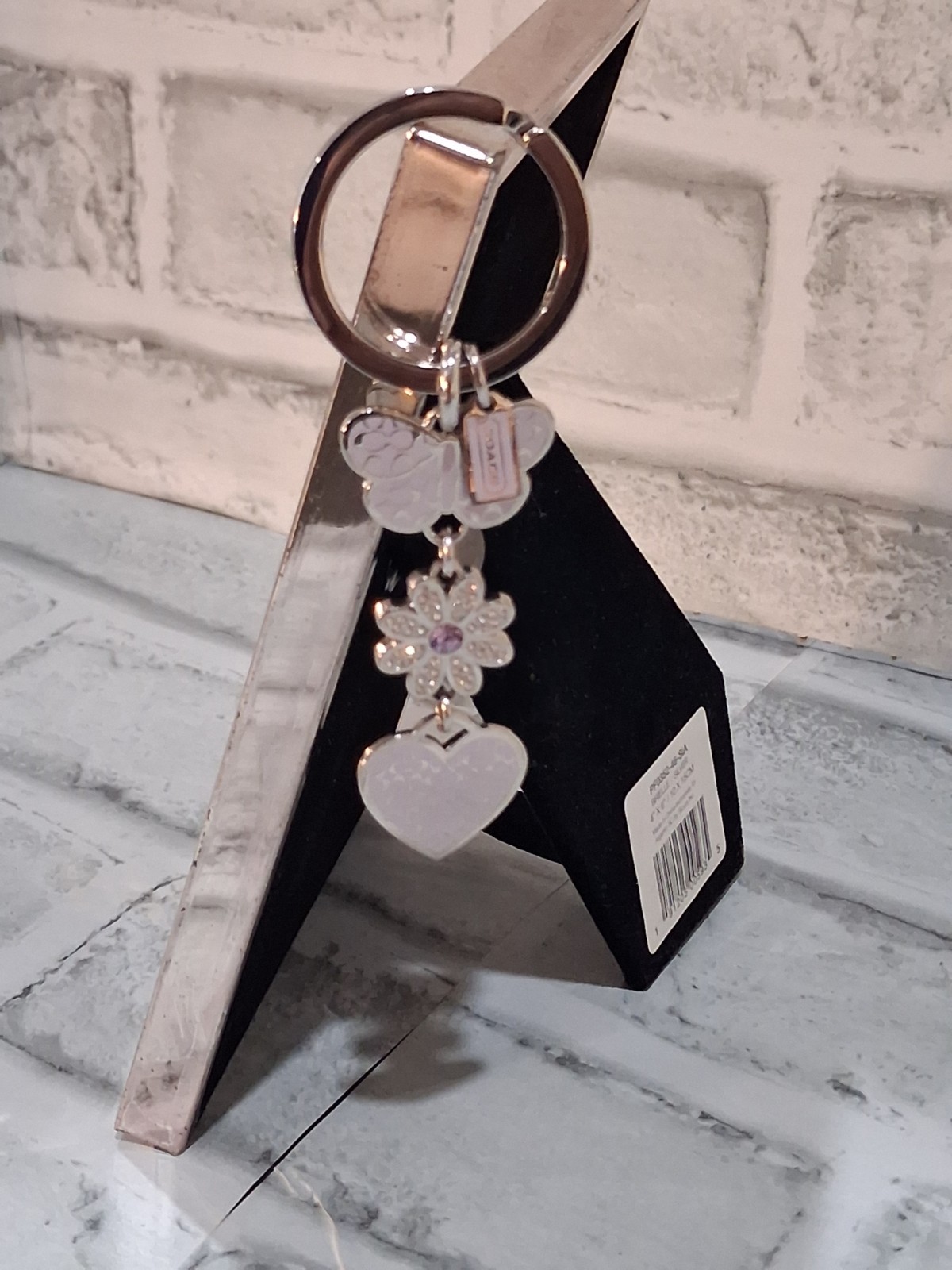 Vintage Coach Daisy Lavender Butterfly Heart Flower Key Chain – New W/O Tags