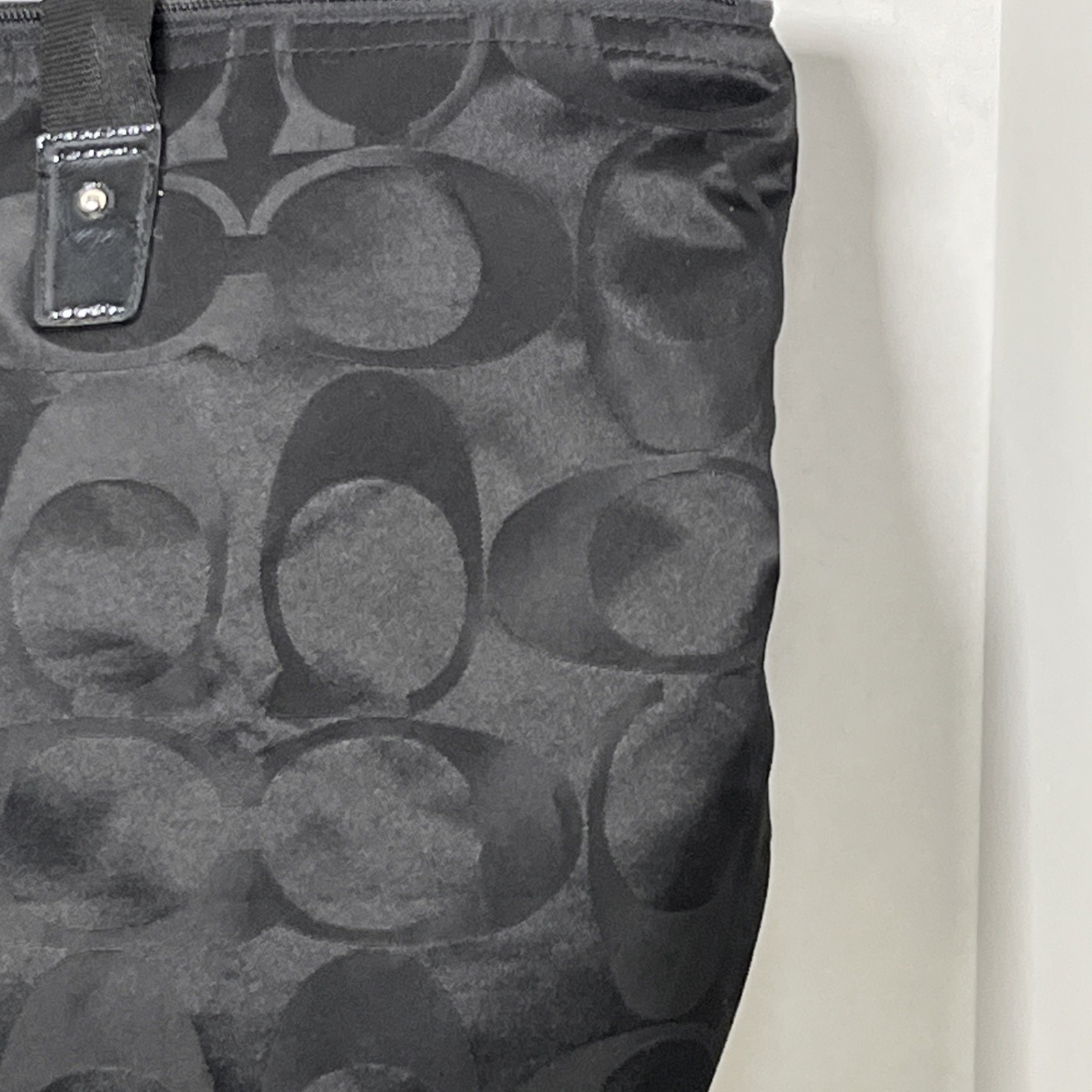 NWOT COACH Getaway Signature Nylon Packable Weekender Tote Black F77321