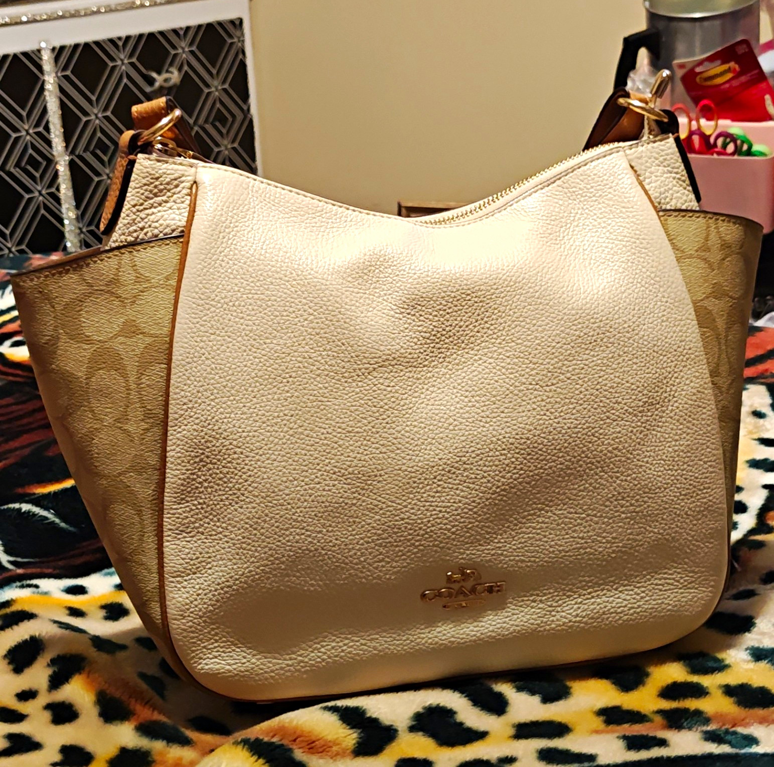 Coach Beige Signature Hobo Shoulder Bag Zip Closure Gold Hardware Pockets