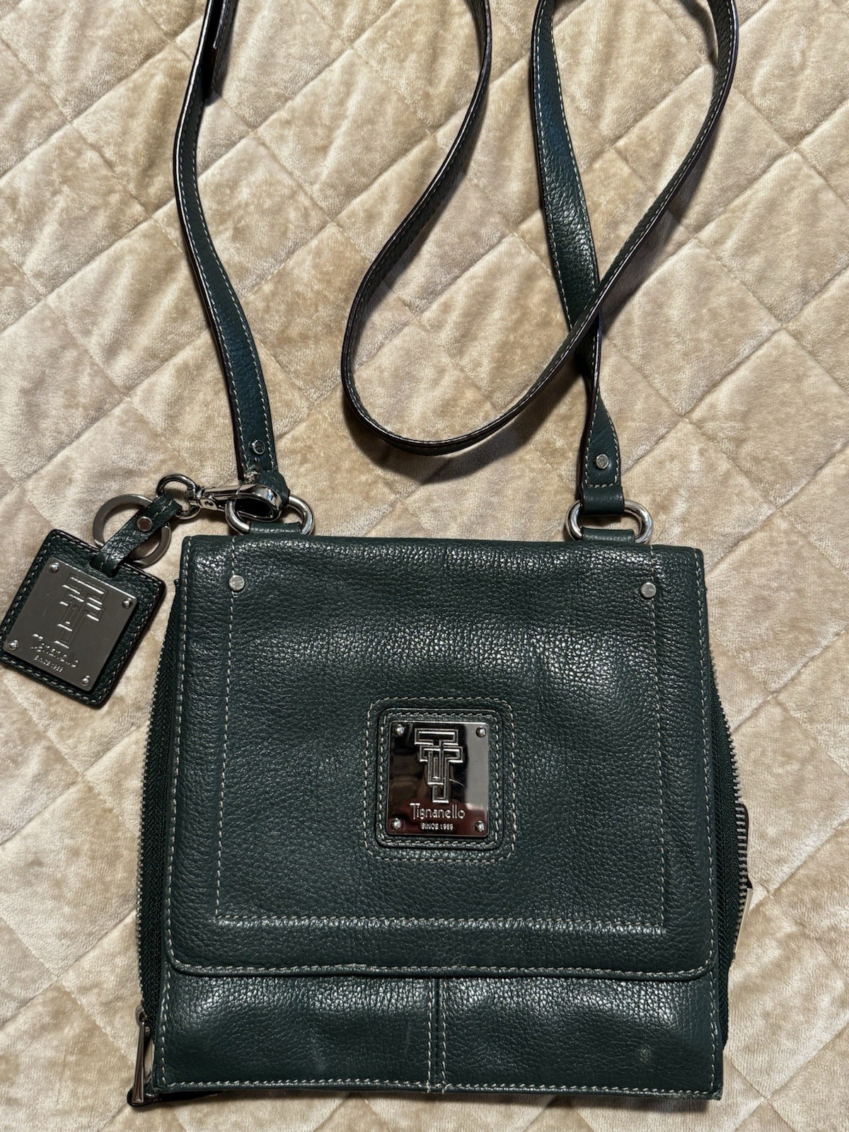 Tignanello Green Pebbled Leather Crossbody Organizer Bag Built-In Wallet Purse